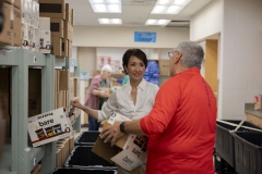 May 21, 2025: Senator Kim spent time learning about and volunteering with Central Dauphin SD's NutriPacks Program! This direct food distribution initiative is making a real difference by ensuring food-insecure students throughout their district have access to healthy meals. 