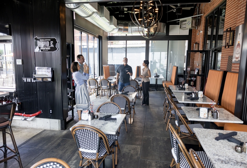 July 25, 2025: Senator Kim visits Hidden Still Distillery