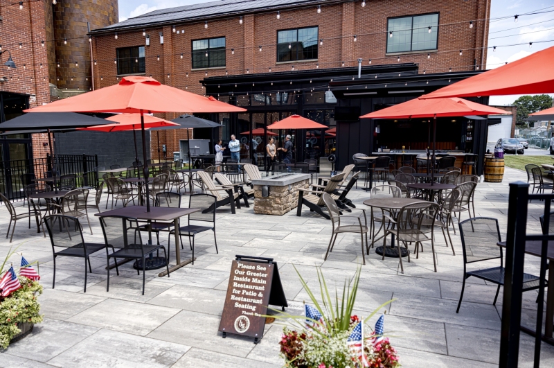 July 25, 2025: Senator Kim visits Hidden Still Distillery