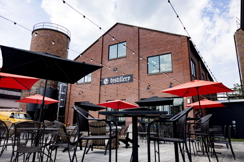 July 25, 2025: Senator Kim visits Hidden Still Distillery