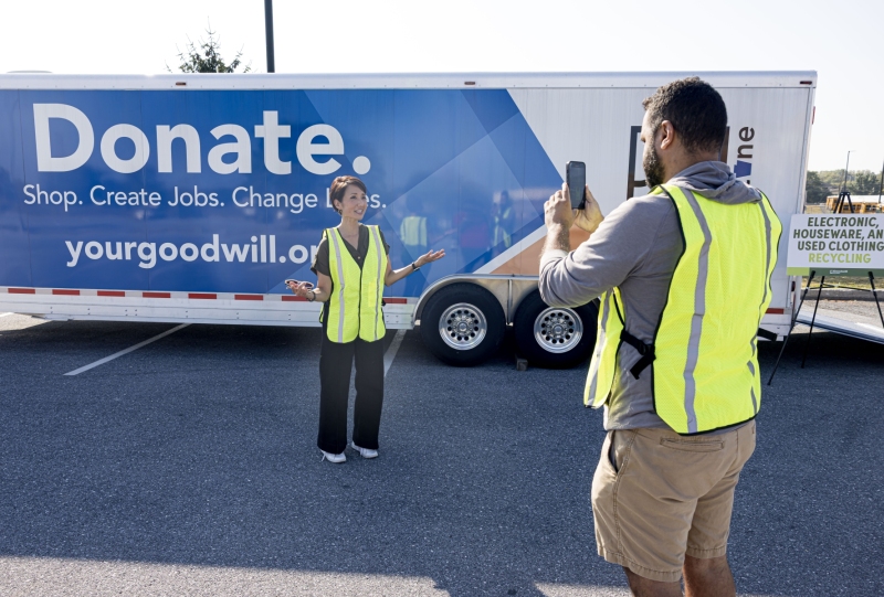 September 13, 2025: Senator Kim Hosts Shredding Event