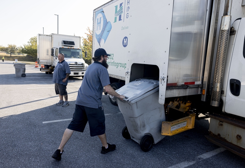 September 13, 2025: Senator Kim Hosts Shredding Event