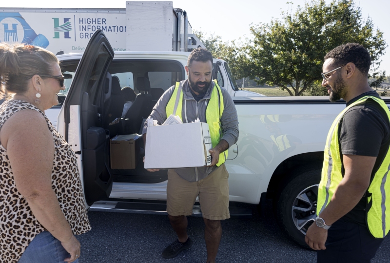 September 13, 2025: Senator Kim Hosts Shredding Event