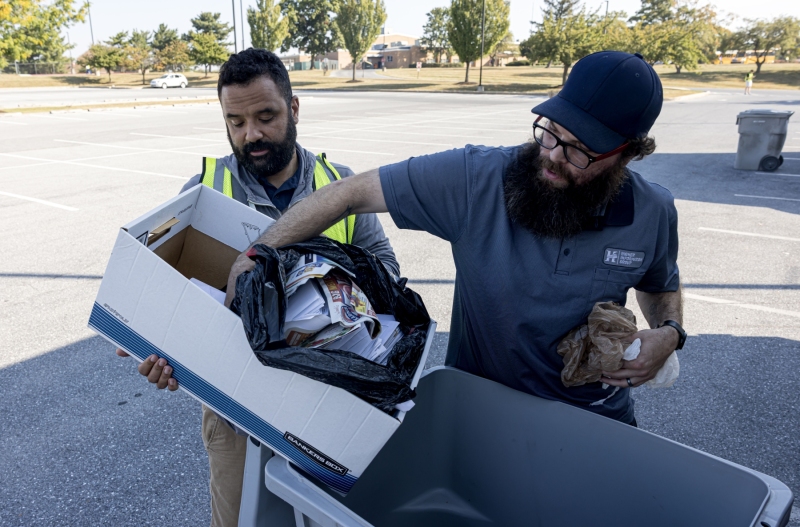 September 13, 2025: Senator Kim Hosts Shredding Event