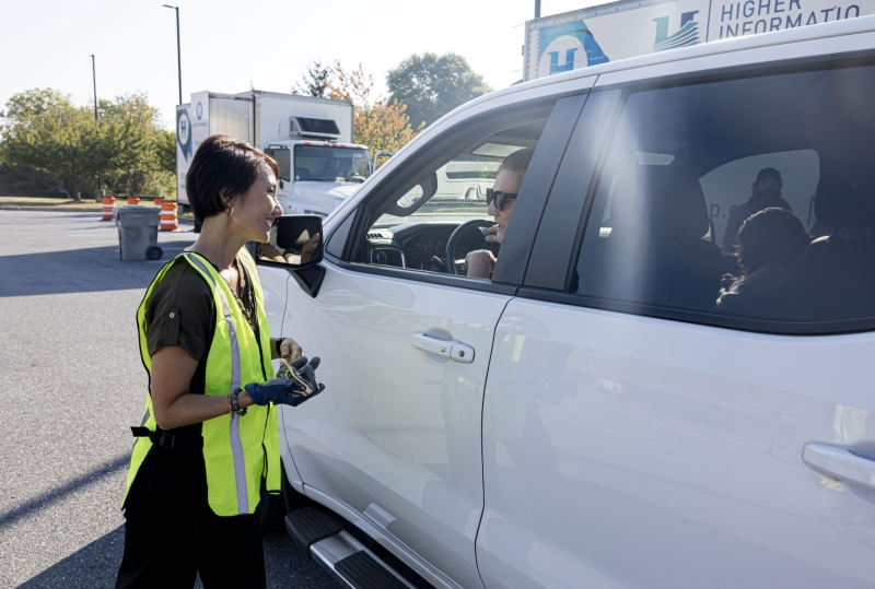 September 13, 2025: Senator Kim Hosts Shredding Event