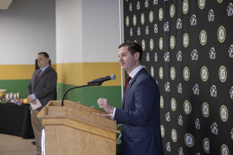 November 12, 2025: Senator Kim hosts Veterans Breakfast at the Dauphin County Technical School.