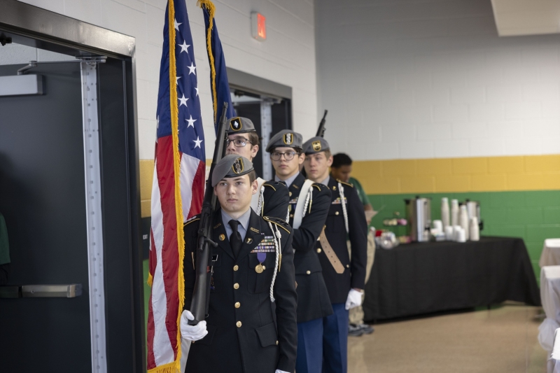 November 12, 2025: Senator Kim hosts Veterans Breakfast at the Dauphin County Technical School.