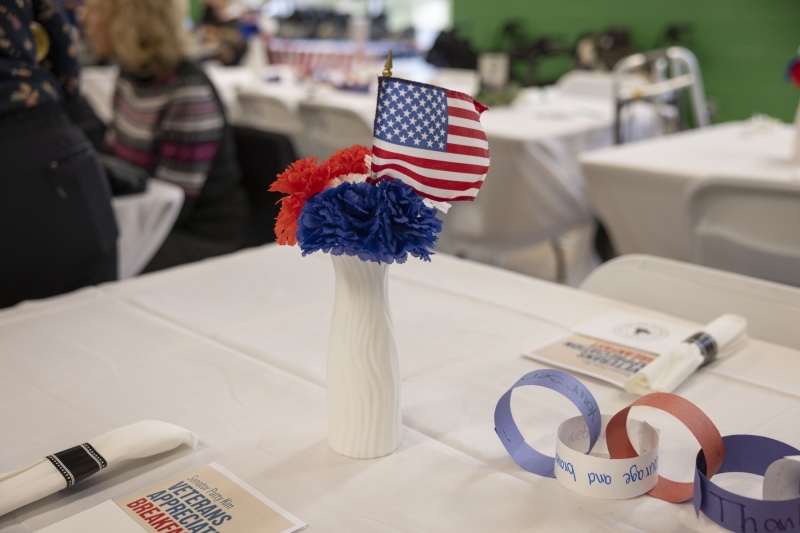 November 12, 2025: Senator Kim hosts Veterans Breakfast at the Dauphin County Technical School.